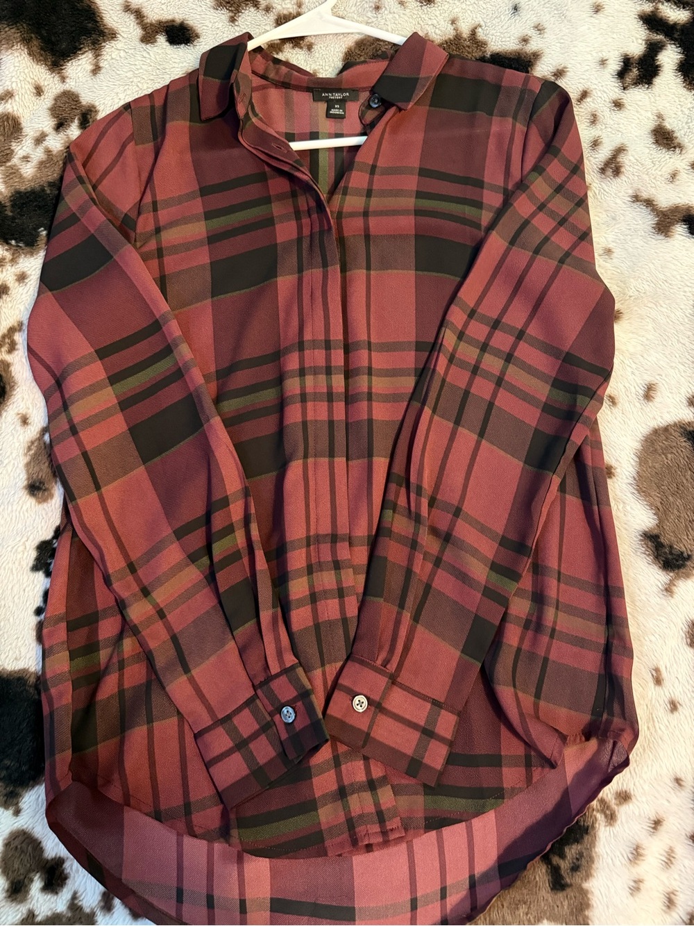 Ann Taylor Women’s Burgundy Plaid Button-Down Shirt